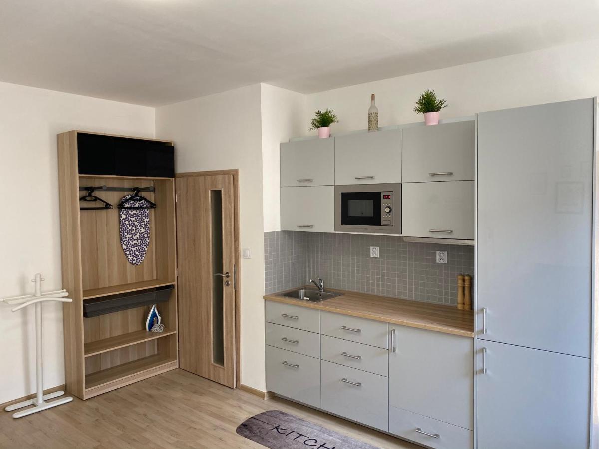 Satys Apartments Ostrava Luaran gambar