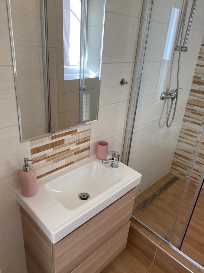 Satys Apartments Ostrava Luaran gambar