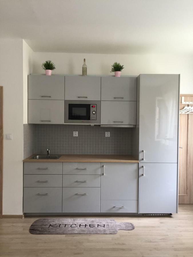 Satys Apartments Ostrava Luaran gambar